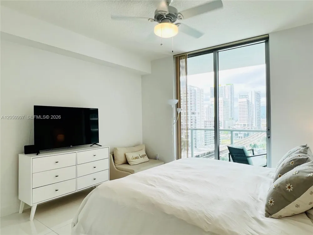 79 SW 12th St #1510-S Miami, FL 33130