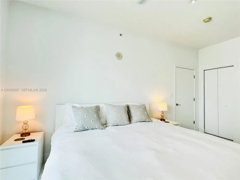 79 SW 12th St #1510-S Miami, FL 33130