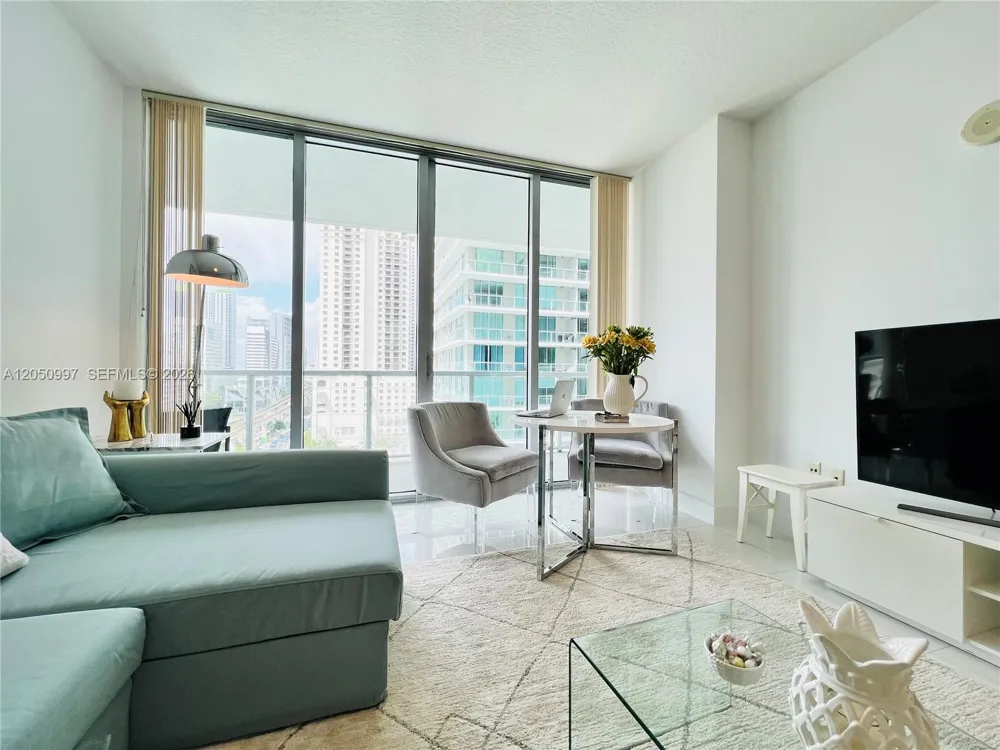 79 SW 12th St #1510-S Miami, FL 33130