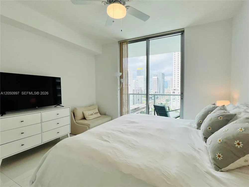 79 SW 12th St #1510-S Miami, FL 33130