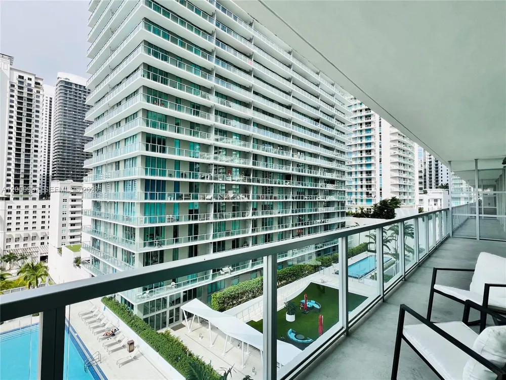 79 SW 12th St #1510-S Miami, FL 33130