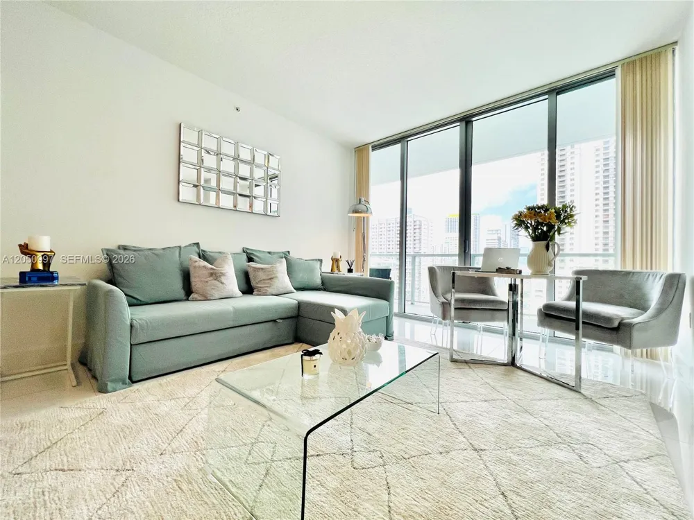 79 SW 12th St #1510-S Miami, FL 33130