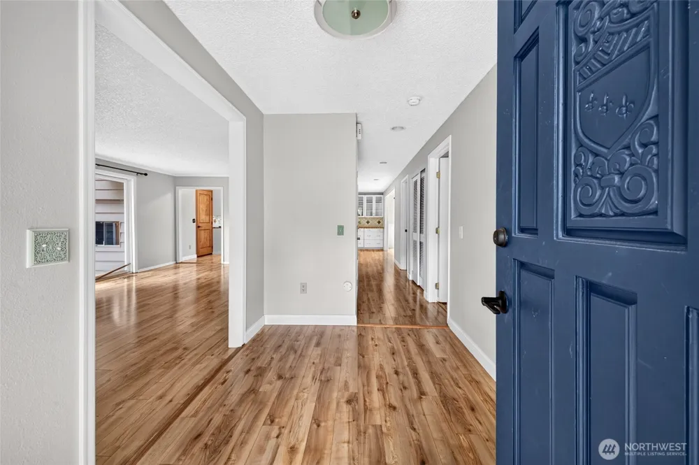 6502 Avondale Road SW #4 Lakewood, WA 98499