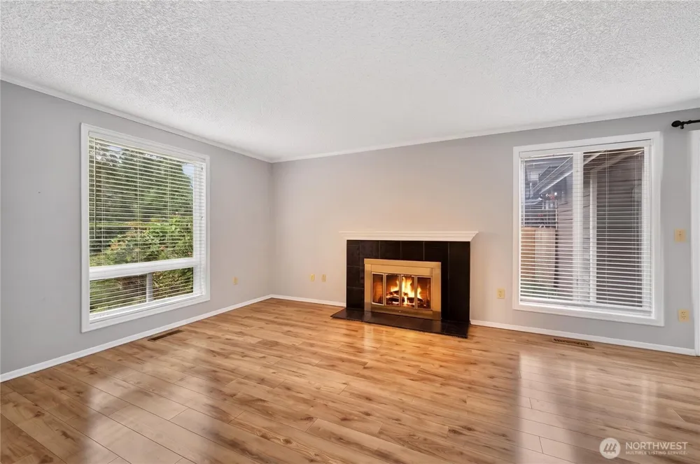 6502 Avondale Road SW #4 Lakewood, WA 98499
