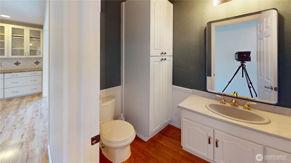 6502 Avondale Road SW #4 Lakewood, WA 98499