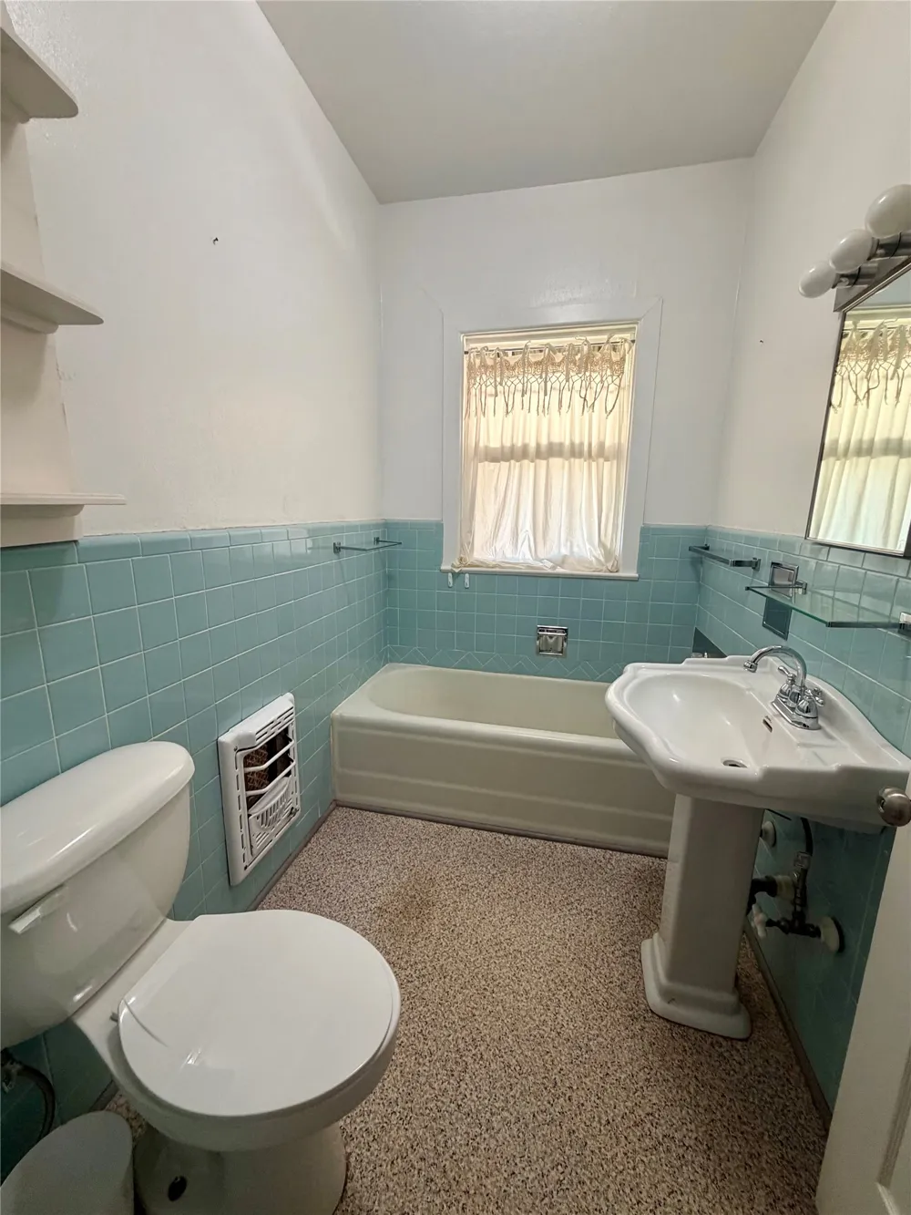 908 Cain Street Quanah, TX 79252