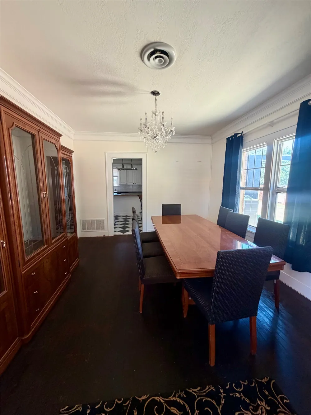908 Cain Street Quanah, TX 79252