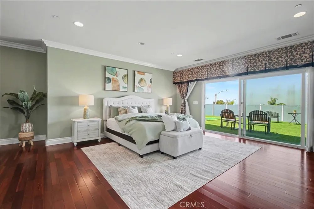 906 Summit Place Monterey Park, CA 91754