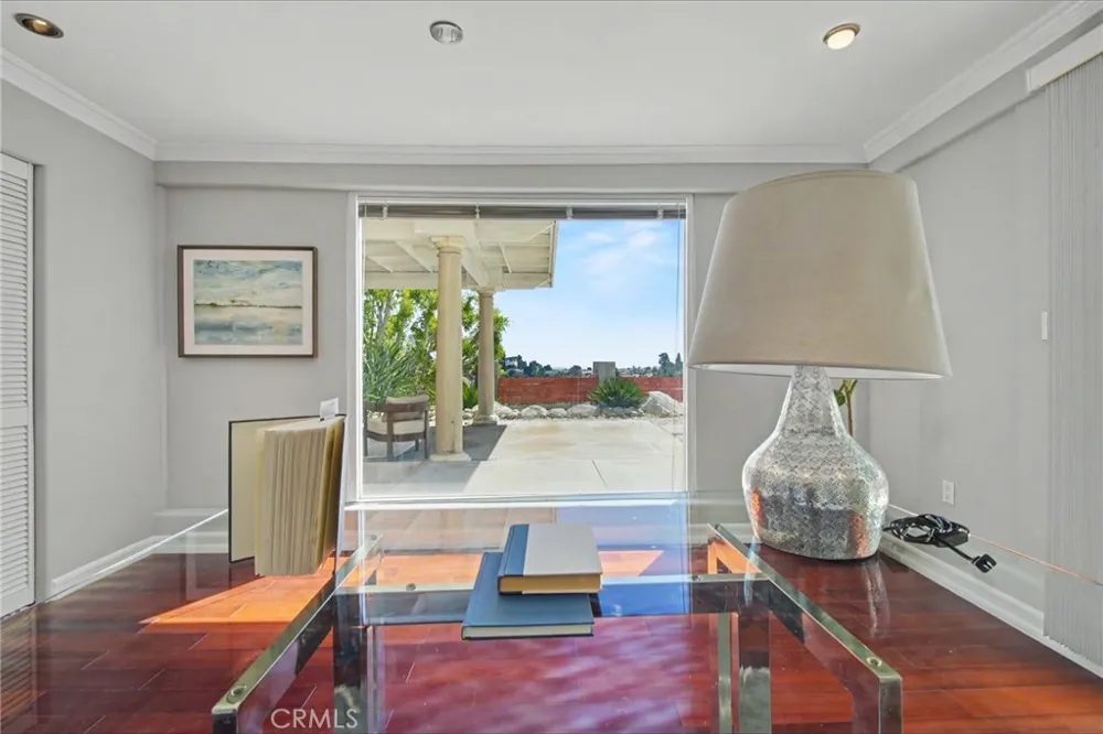 906 Summit Place Monterey Park, CA 91754