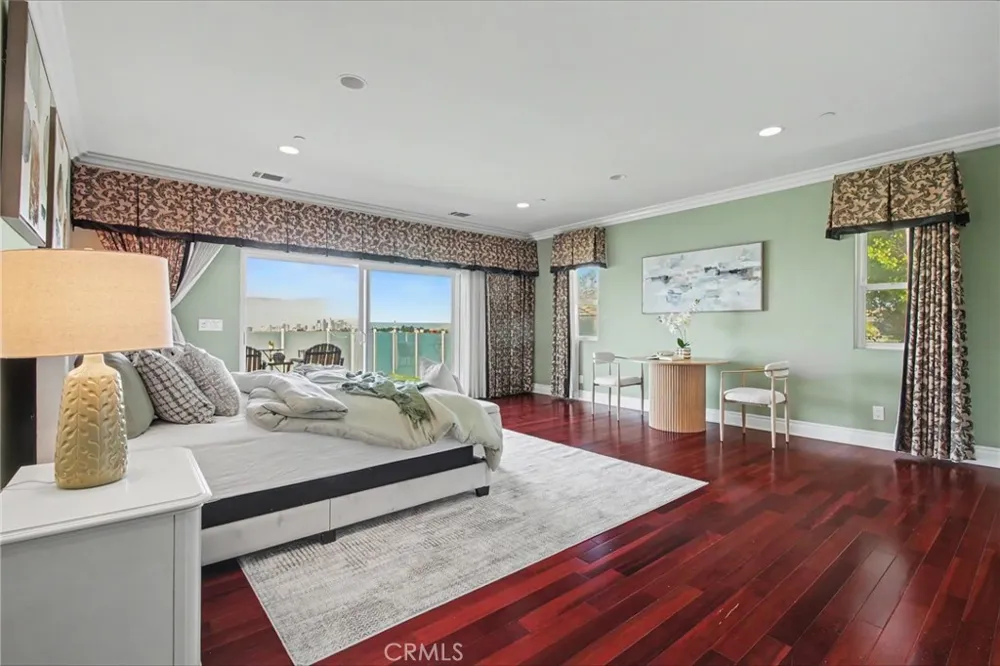 906 Summit Place Monterey Park, CA 91754