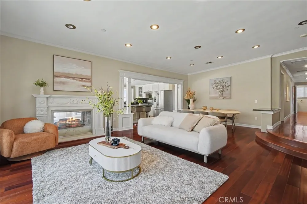 906 Summit Place Monterey Park, CA 91754