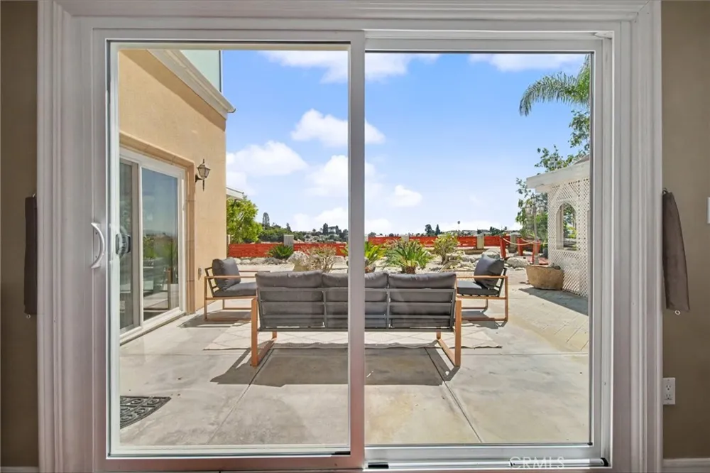 906 Summit Place Monterey Park, CA 91754
