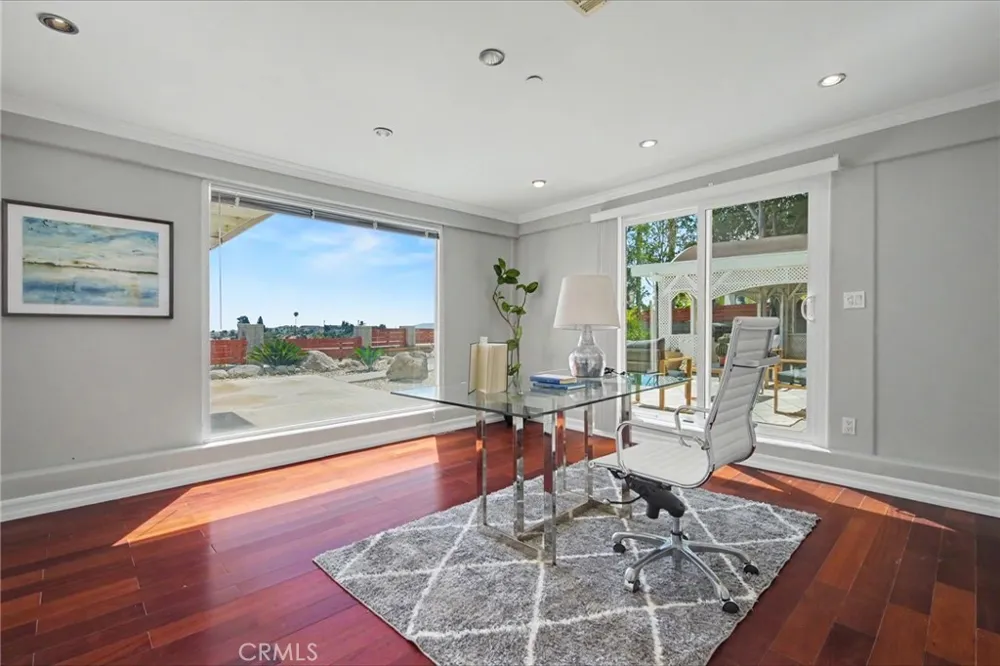 906 Summit Place Monterey Park, CA 91754