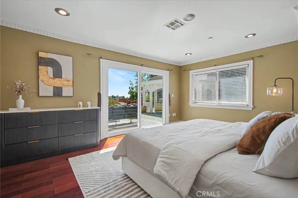 906 Summit Place Monterey Park, CA 91754