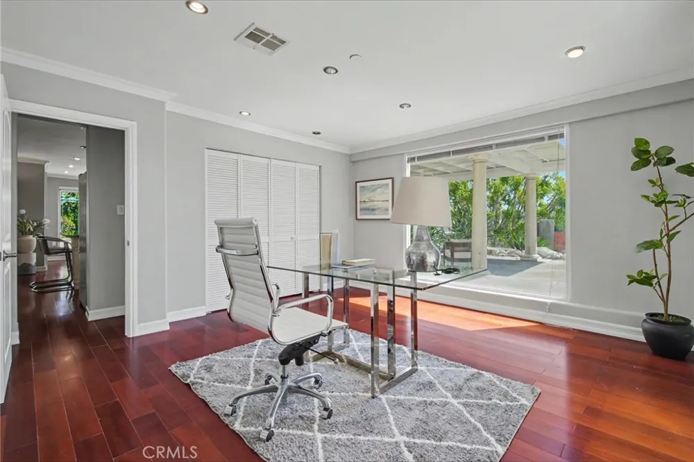 906 Summit Place Monterey Park, CA 91754