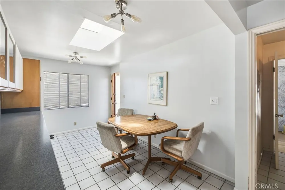1813 5th Street Manhattan Beach, CA 90266