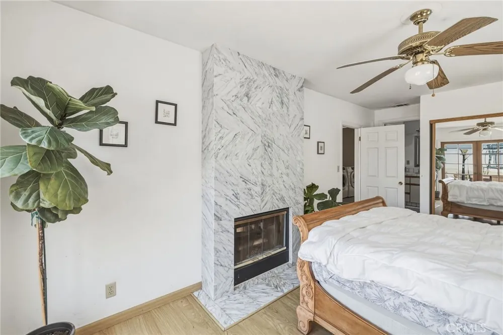 1813 5th Street Manhattan Beach, CA 90266