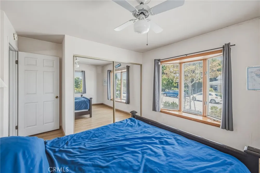 1813 5th Street Manhattan Beach, CA 90266