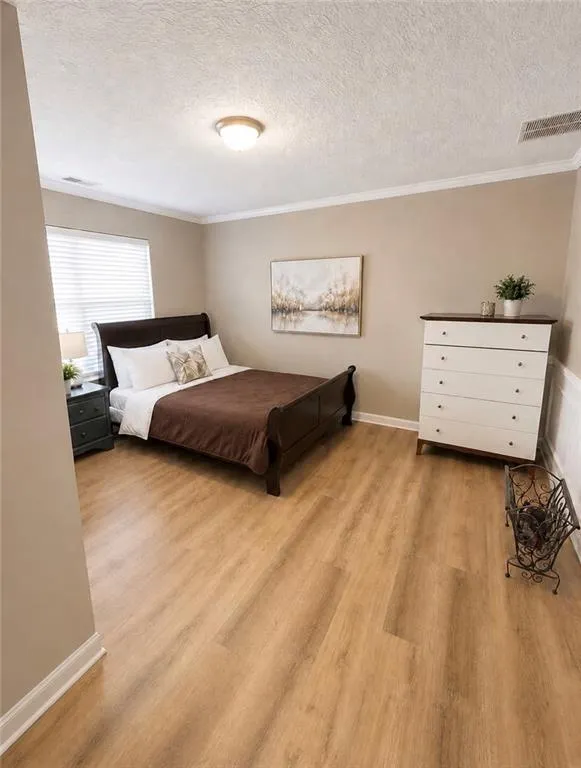 6009 Riveroak Terrace College Park, GA 30349