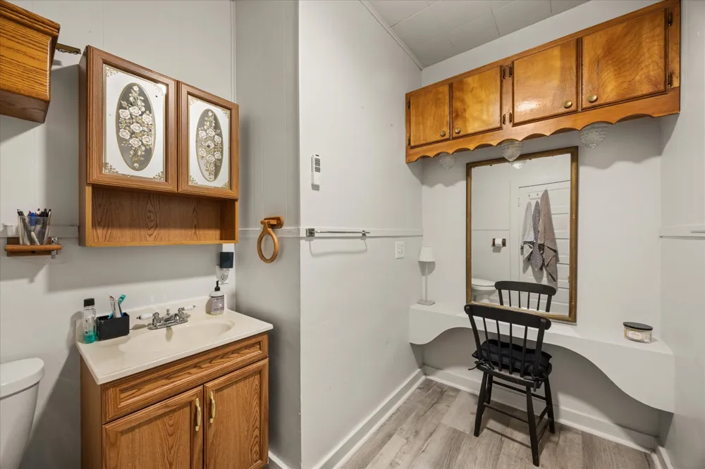 11755 W FM 8 Stephenville, TX 76401