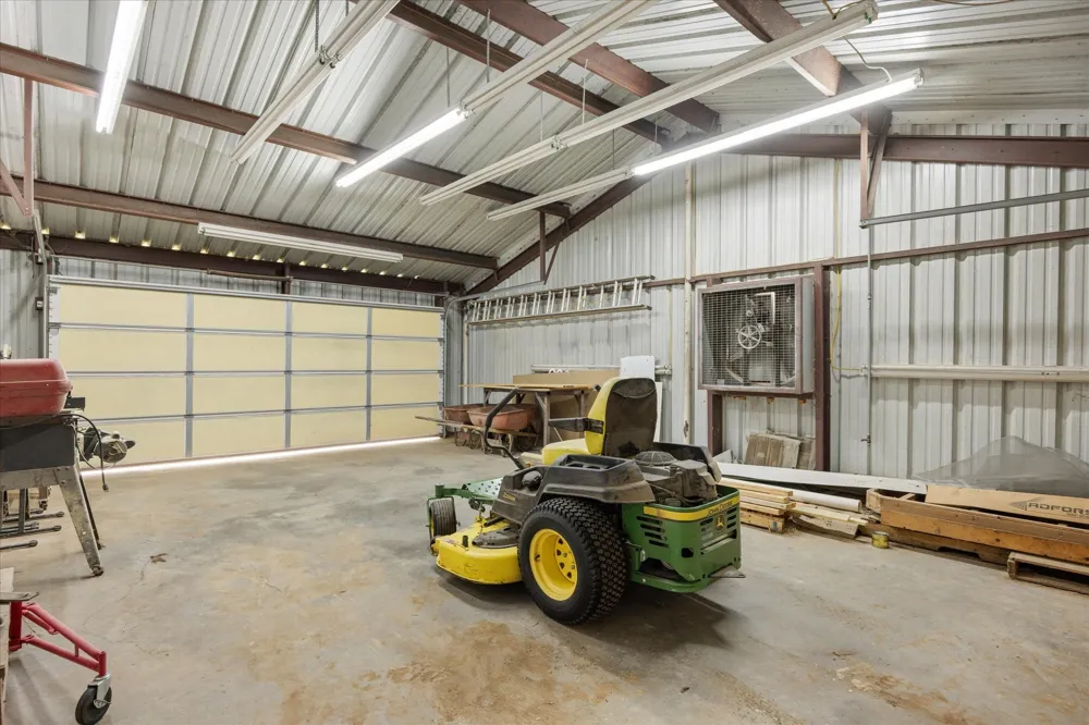 11755 W FM 8 Stephenville, TX 76401