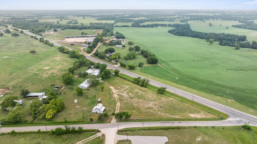 11755 W FM 8 Stephenville, TX 76401