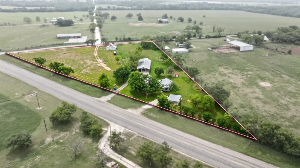 11755 W FM 8 Stephenville, TX 76401