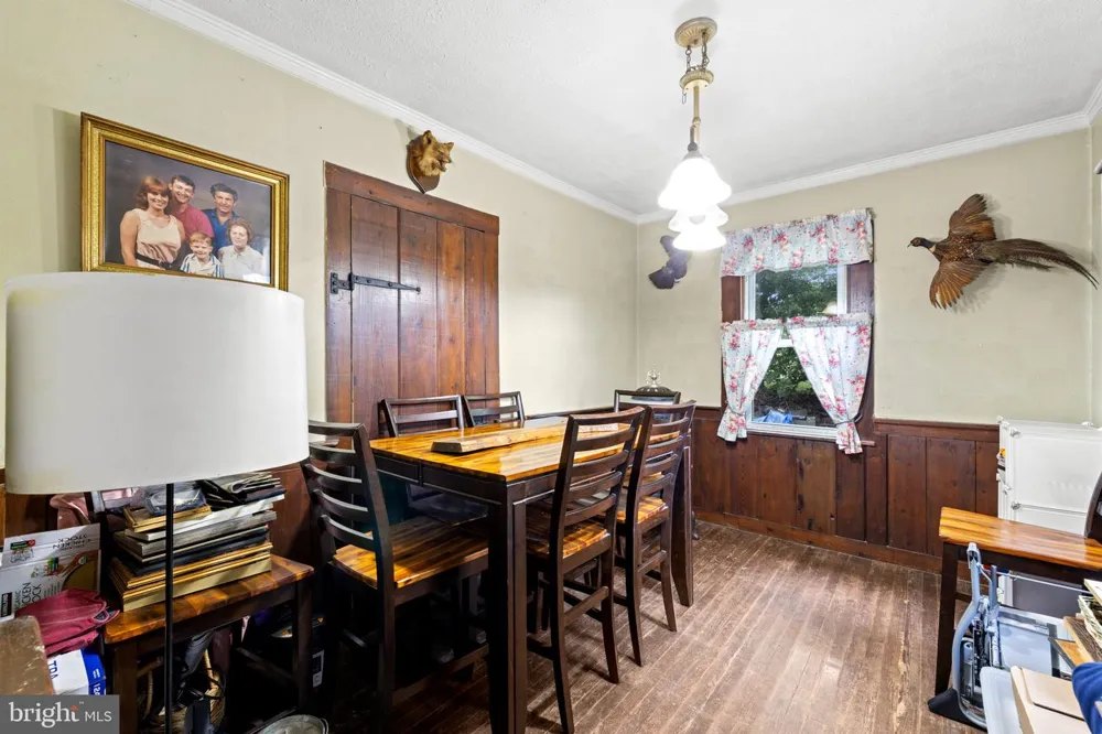 4766 JOHN MOSBY HIGHWAY Boyce, VA 22620