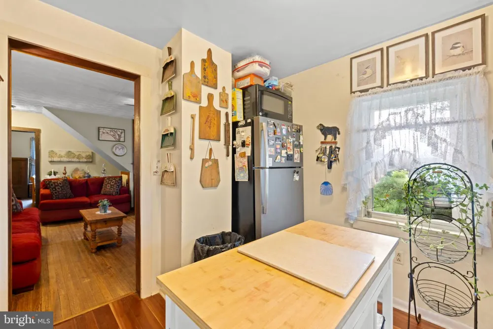 4766 JOHN MOSBY HIGHWAY Boyce, VA 22620