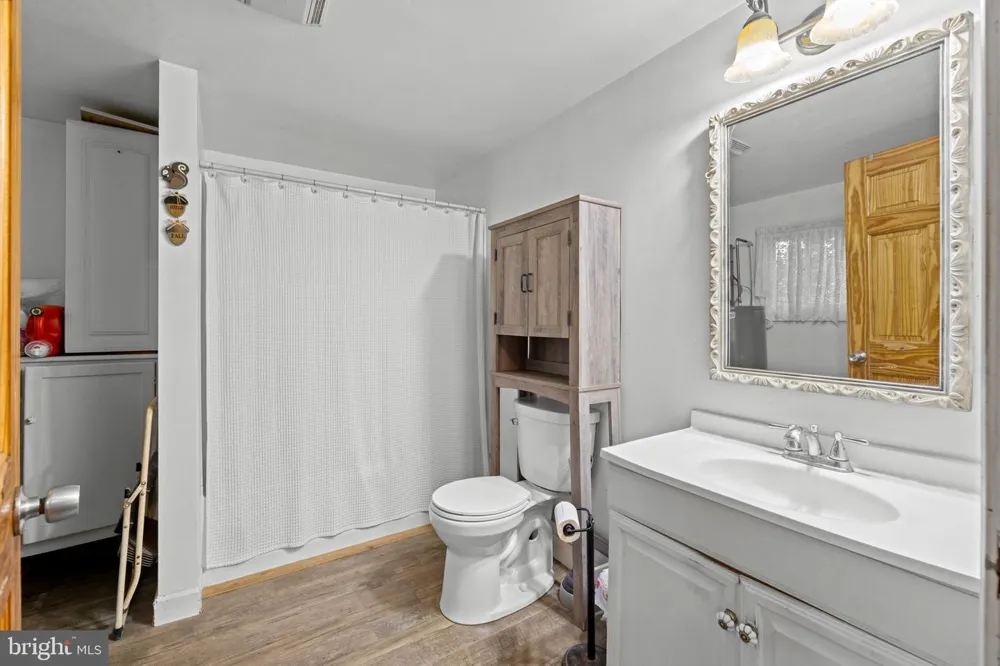 4766 JOHN MOSBY HIGHWAY Boyce, VA 22620
