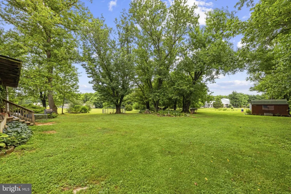 4766 JOHN MOSBY HIGHWAY Boyce, VA 22620
