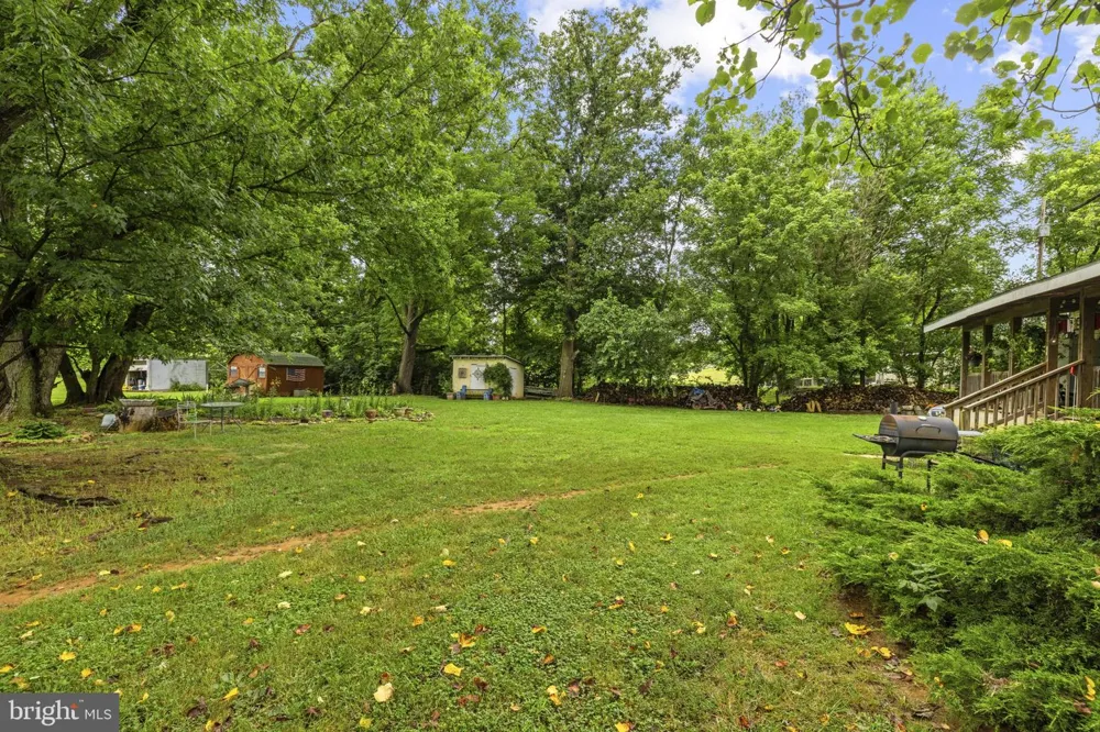 4766 JOHN MOSBY HIGHWAY Boyce, VA 22620