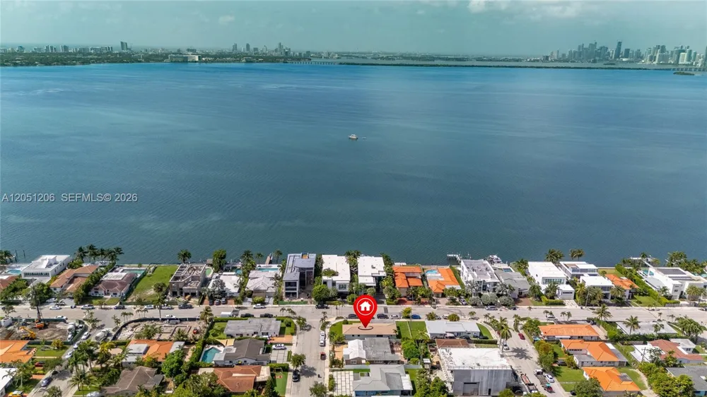 1621 S Treasure Dr North Bay Village, FL 33141