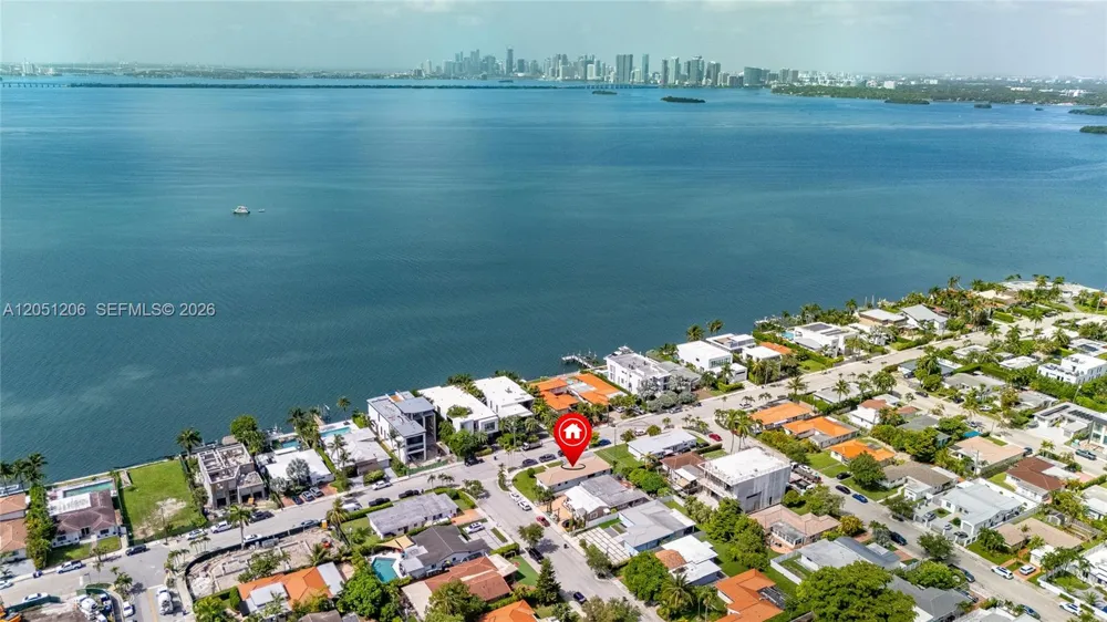1621 S Treasure Dr North Bay Village, FL 33141