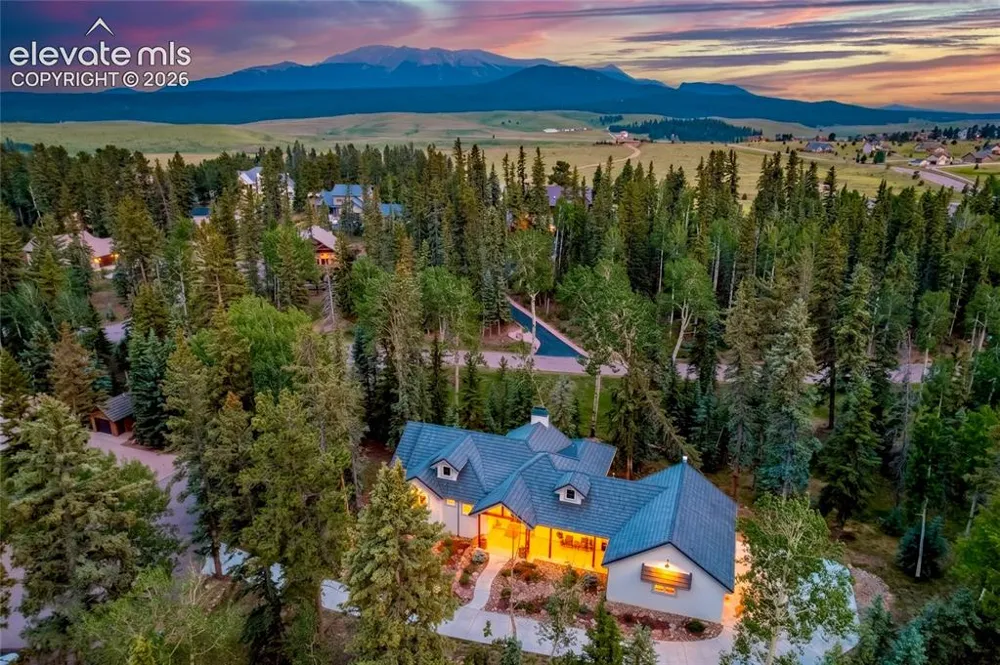 102 Bald Eagle View Divide, CO 80814