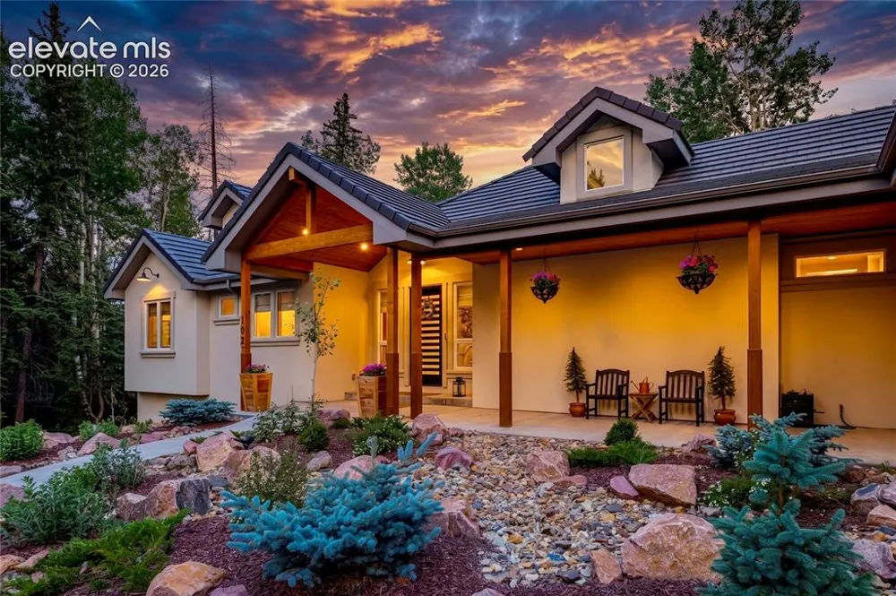102 Bald Eagle View Divide, CO 80814