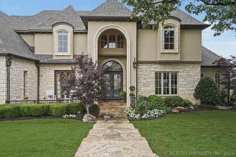 603 W 80th Street