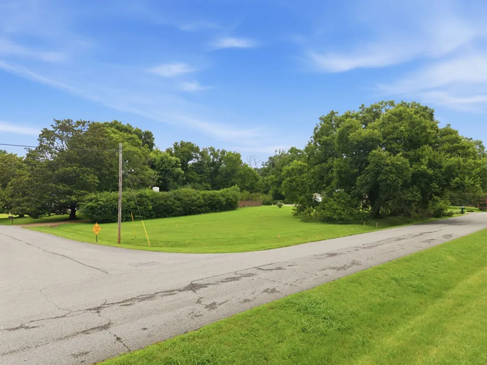202 Harpeth Hills Dr Franklin, TN 37069