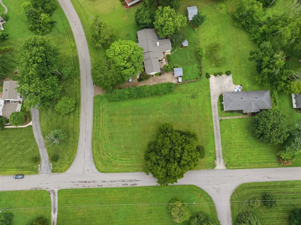 202 Harpeth Hills Dr Franklin, TN 37069