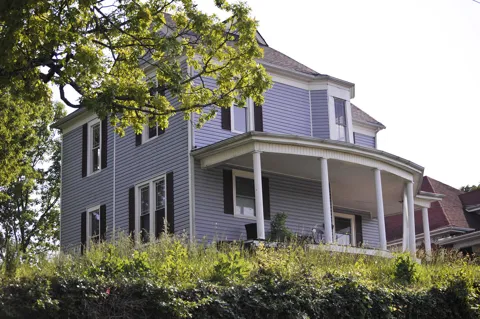 1912 Vine Street