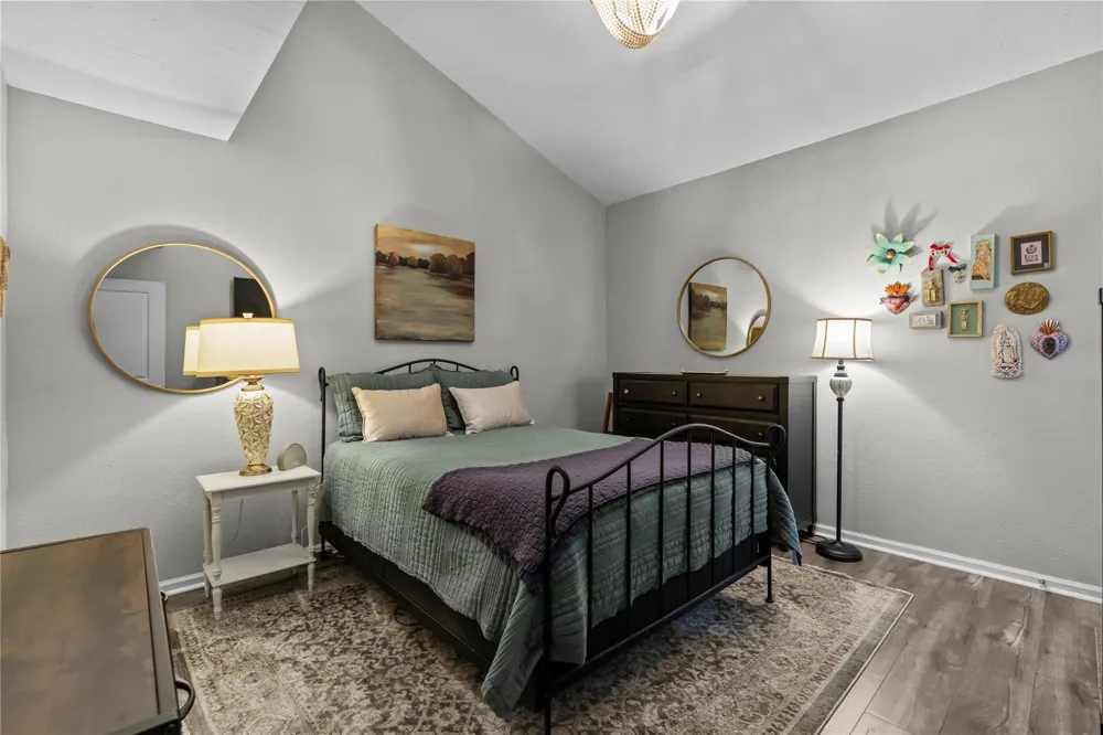 59 Hideaway Drive Friendswood, TX 77546