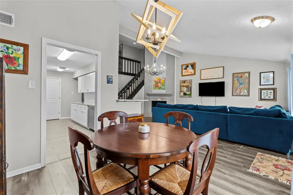 59 Hideaway Drive Friendswood, TX 77546