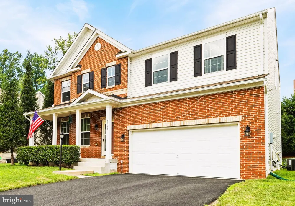 8326 MINERAL DRIVE Manassas, VA 20112