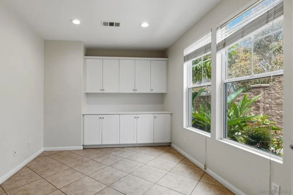 750 Harbor Cliff Way #105 Oceanside, CA 92054