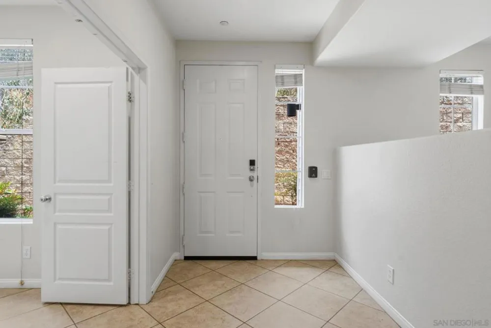 750 Harbor Cliff Way #105 Oceanside, CA 92054
