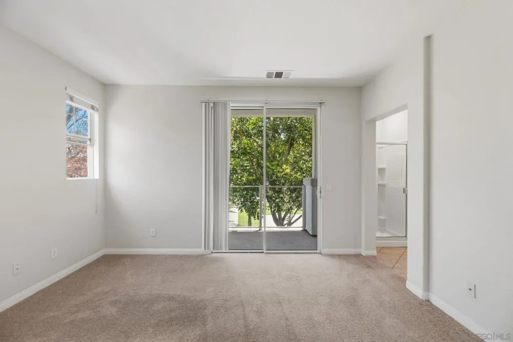 750 Harbor Cliff Way #105 Oceanside, CA 92054