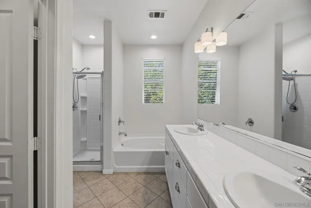 750 Harbor Cliff Way #105 Oceanside, CA 92054
