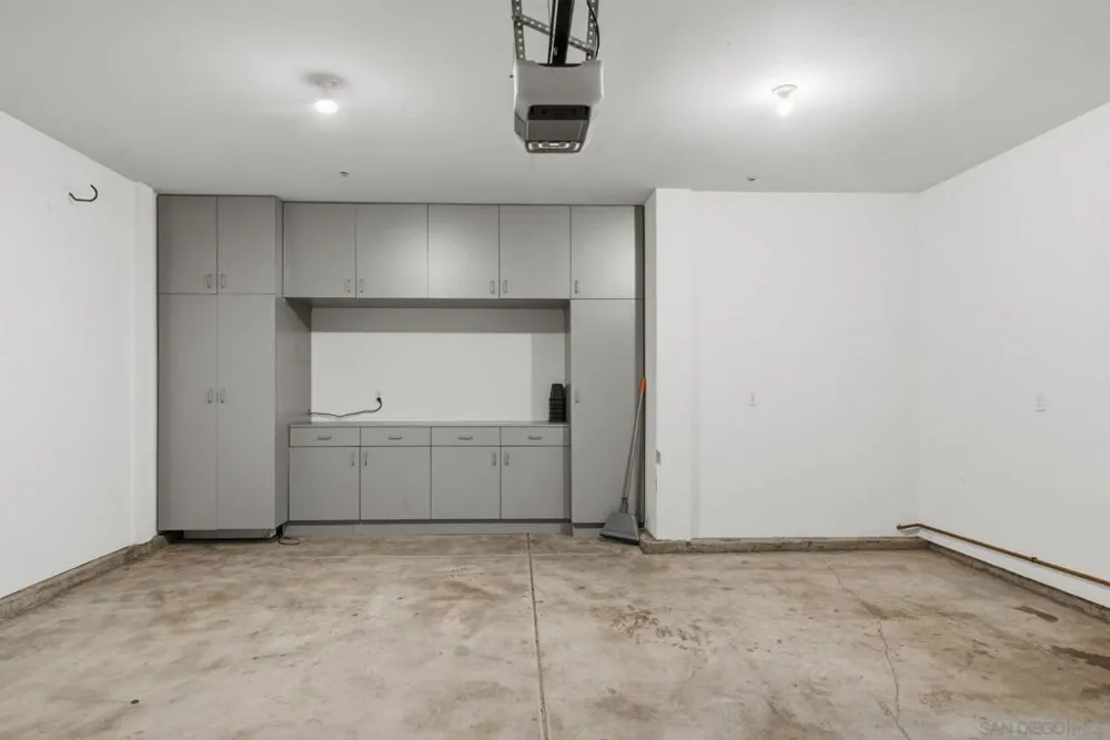 750 Harbor Cliff Way #105 Oceanside, CA 92054