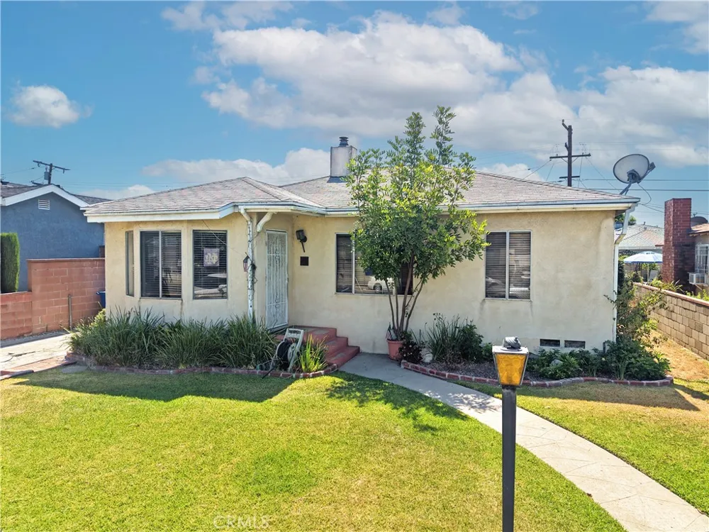 2458 Gaspar Avenue Commerce, CA 90040