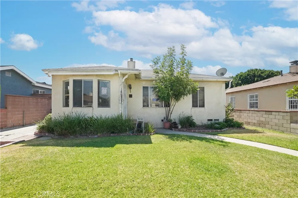 2458 Gaspar Avenue Commerce, CA 90040